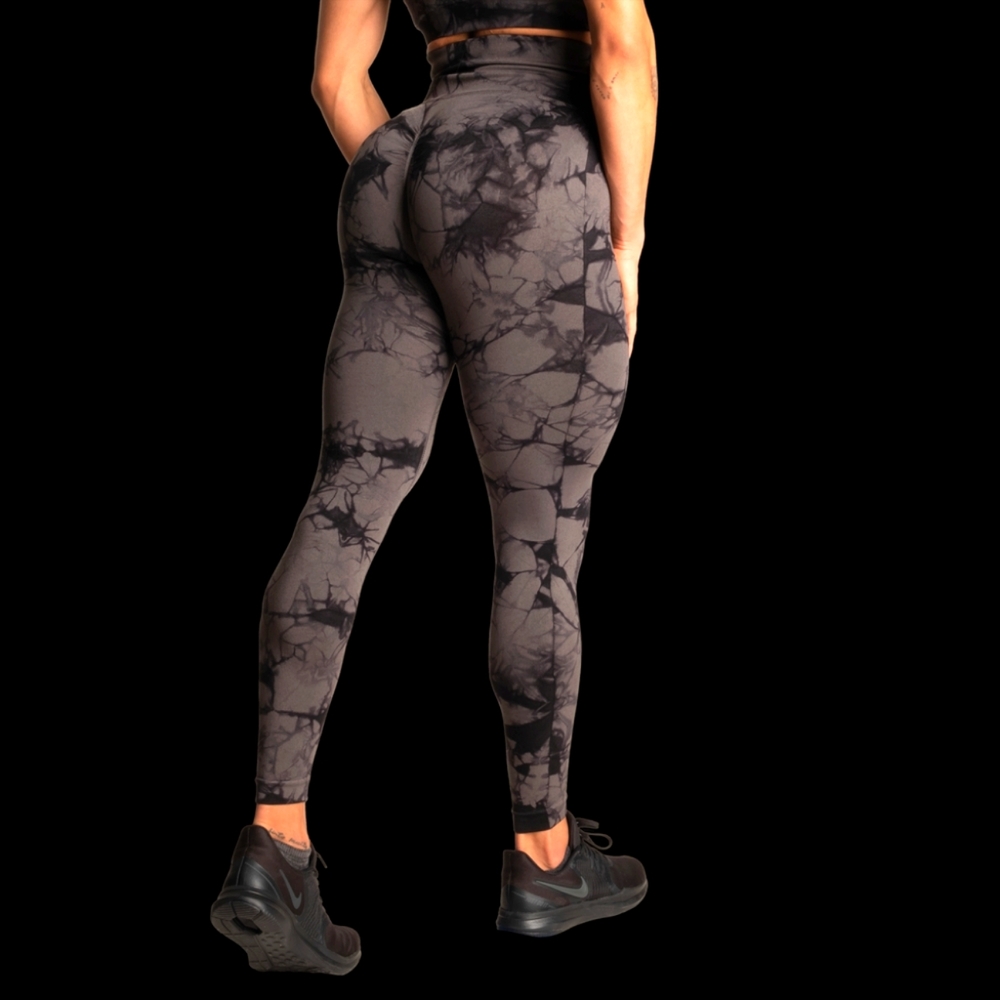 Better Bodies Tie dye black scrunch leggings